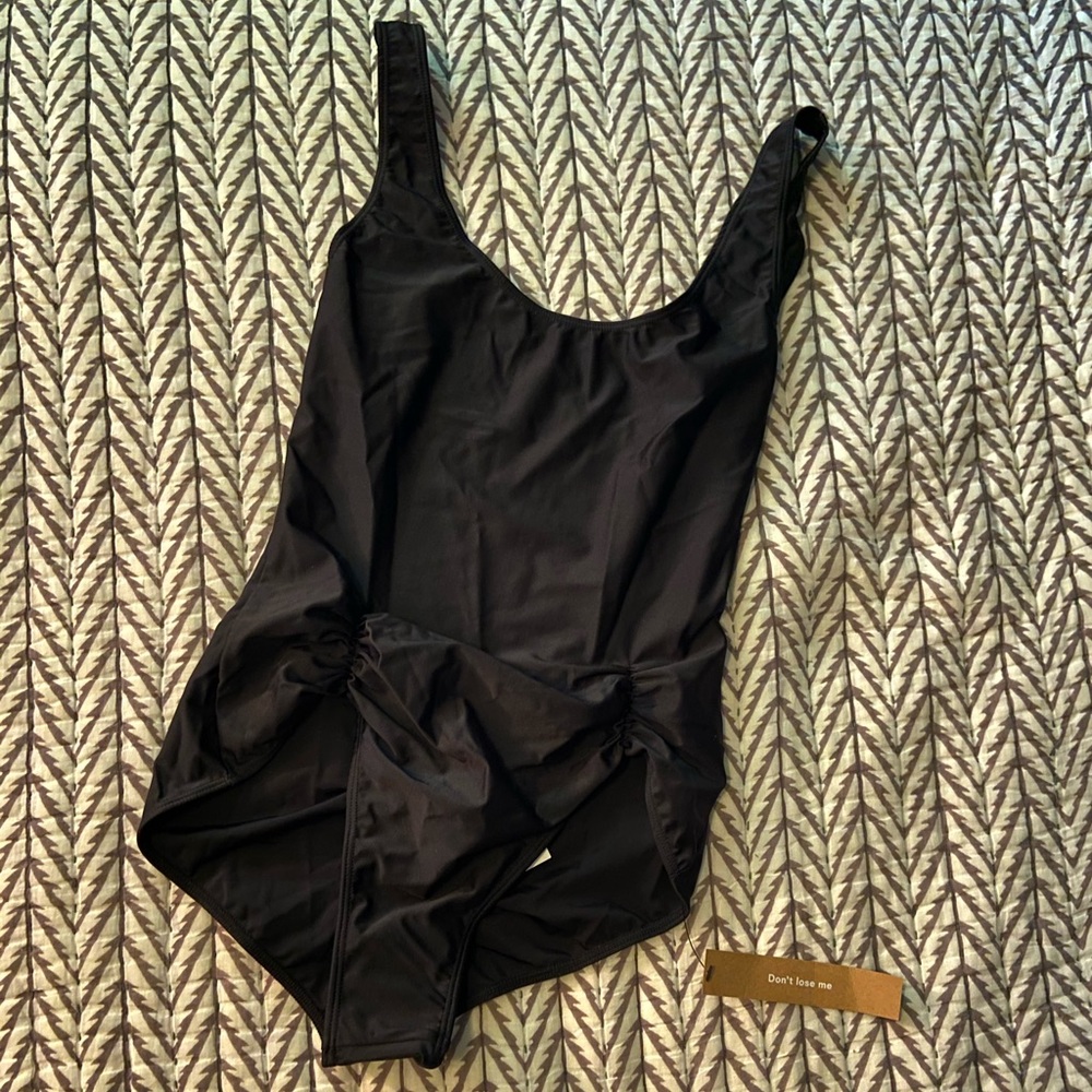 NWT Reformation Topanga Swimsuit